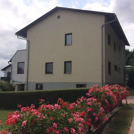 Haus Camelia Bed & Breakfast Bad Tatzmannsdorf Exterior photo